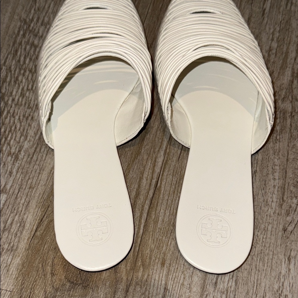 Tory Burch White Woven Pointed-Toe Slip-On Mules - Picture 9 of 12
